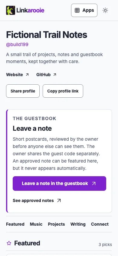 Phone view of the fictional Linkarooie profile with the guestbook invitation, navigation and the start of the featured section.